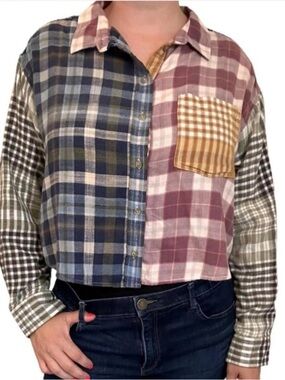 American Eagle Outfitters Crop Patchwork Plaid Button-Down - Sz M